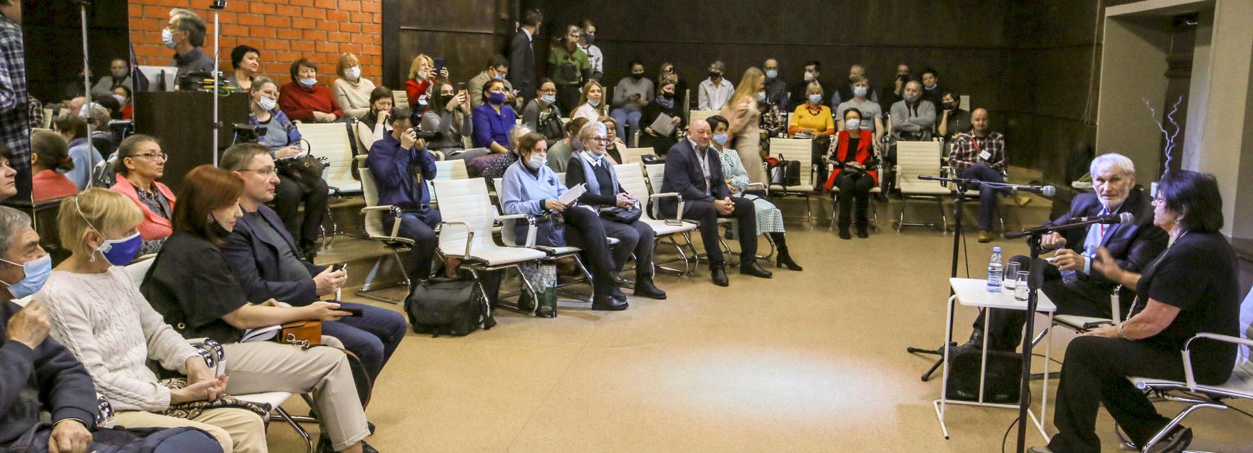 Фестиваль «Белое пятно» в Новосибирске пройдёт в виде литературного моста