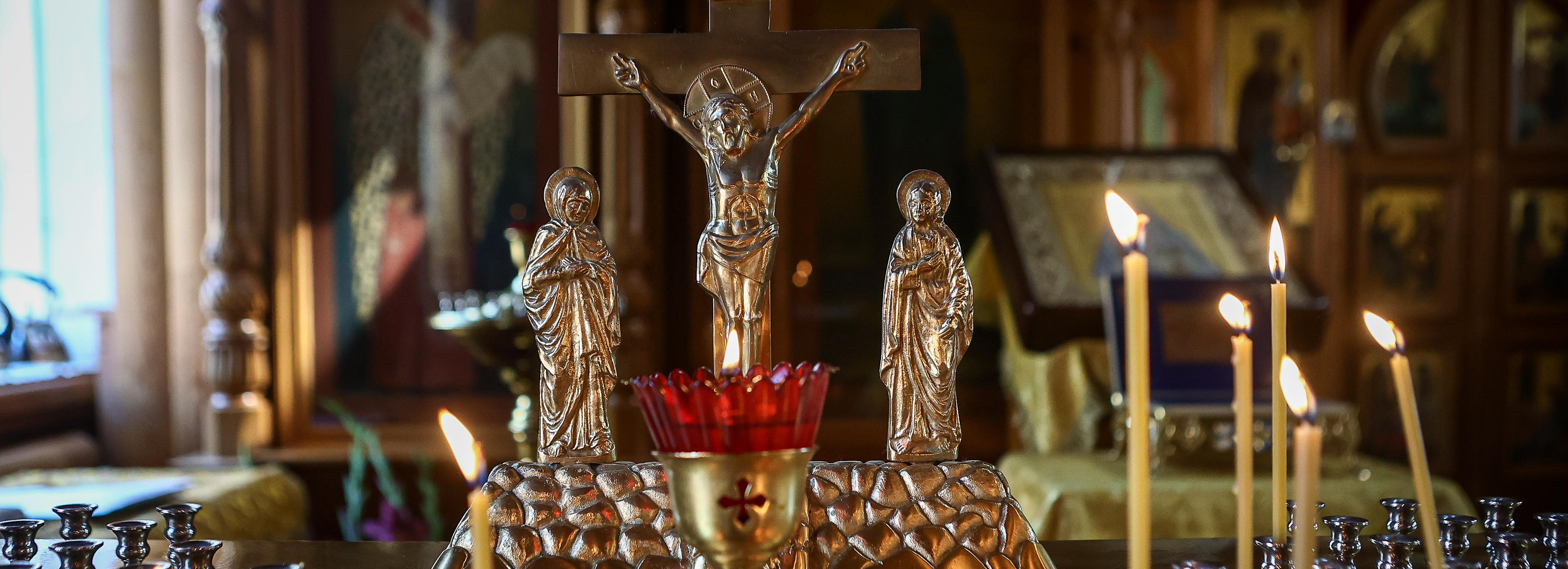 Поджёгший Библию 17-летний новосибирец угодил на скамью подсудимых (16+)