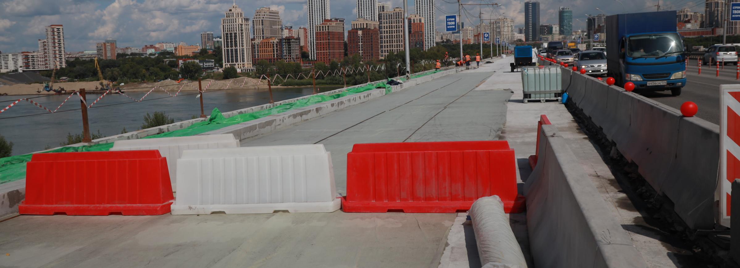 Долгожданный разделитель потоков появится на Димитровском мосту