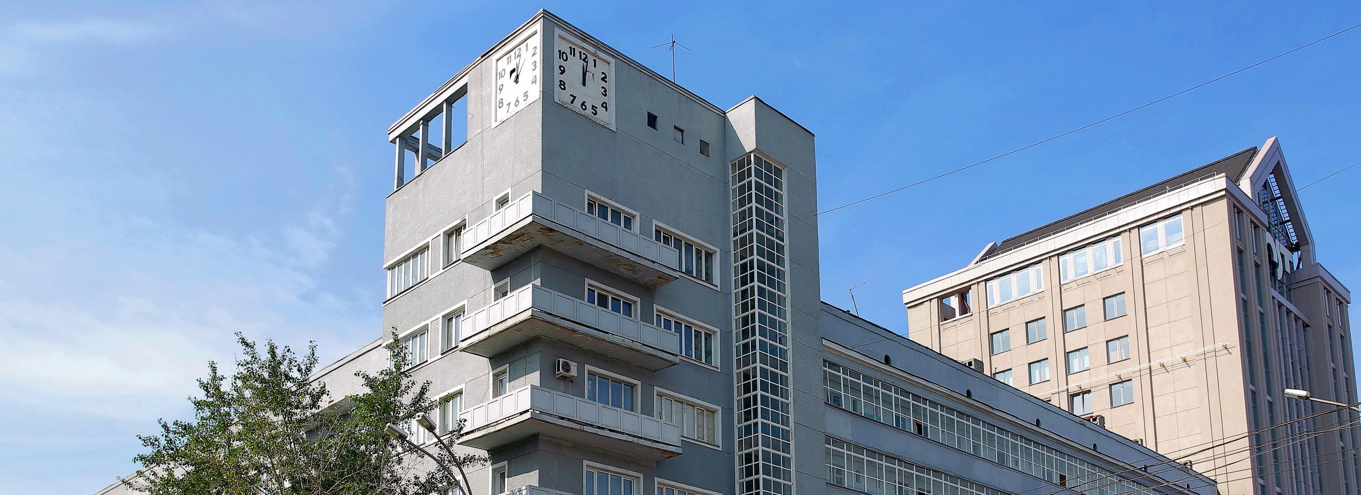 Почти три миллиона рублей выделили на ремонт «Дома с часами»