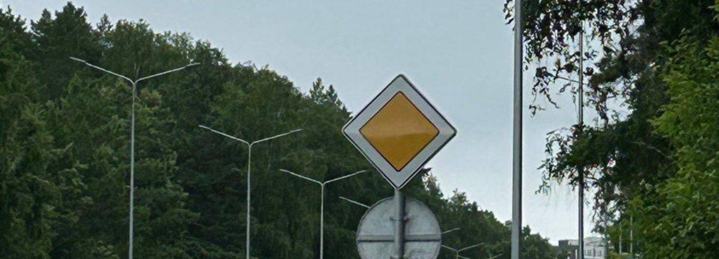 Мэр Кудрявцев: освещение обновили на восьми улицах Академгородка