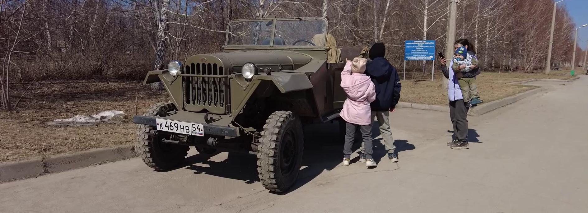 Ретротехнику показали бабушкам и внукам в «Квартале Победы»