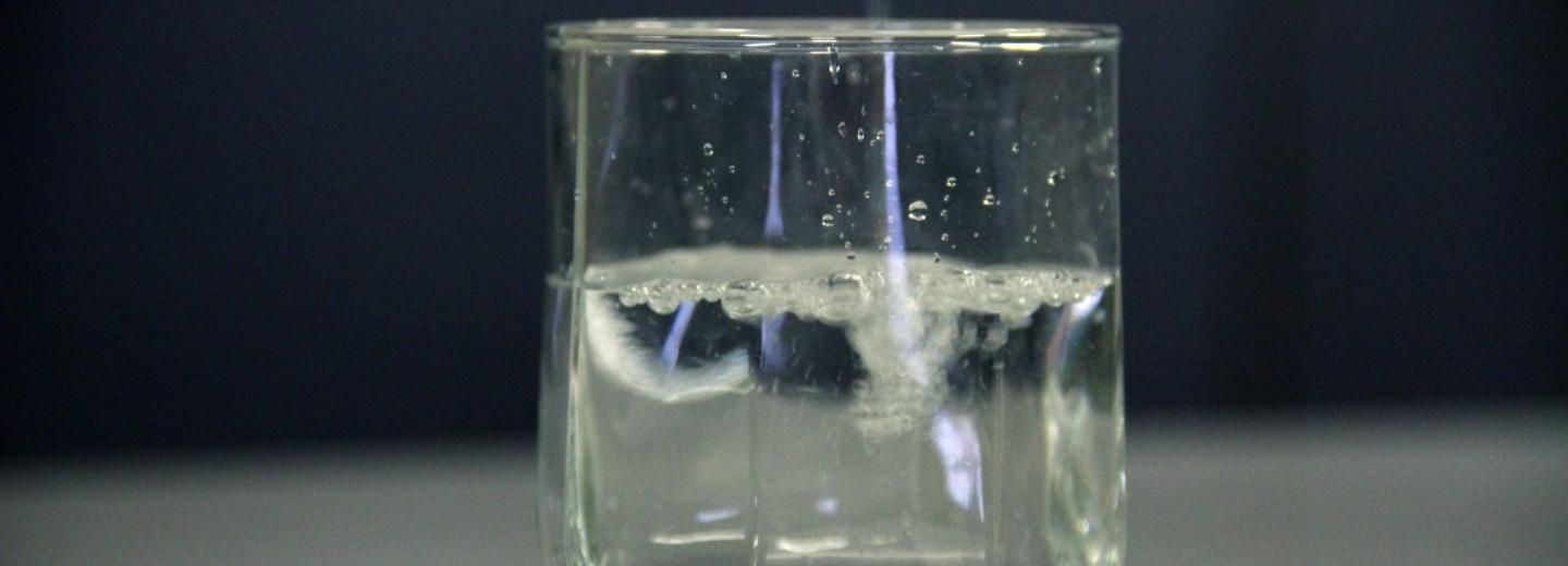 Сколько воды нужно пить: нутрициолог развеяла миф о двух литрах