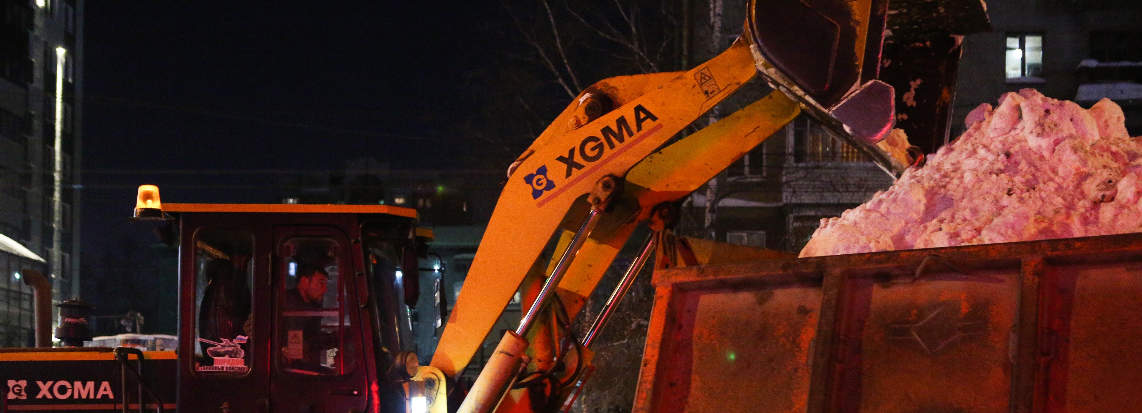 Мэра не устроил «резиновый ответ» по вывозу снега в Новосибирске