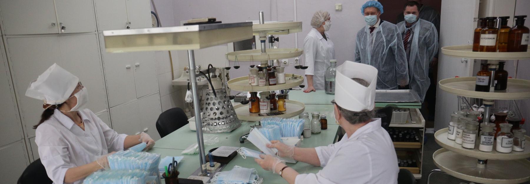 Как делают антисептики в муниципальной аптечной сети Новосибирска