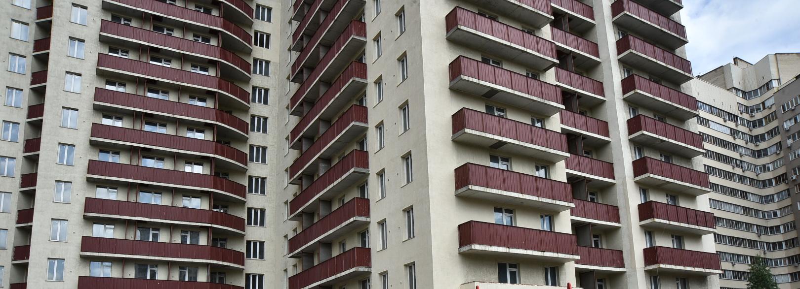 16-летний долгострой сдали на улице Галущака в Новосибирске