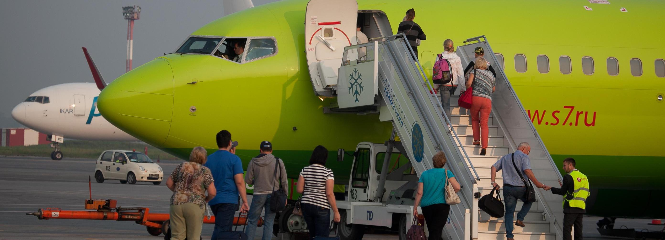 Медсестра из Краснообска помогла пассажирке во время полёта