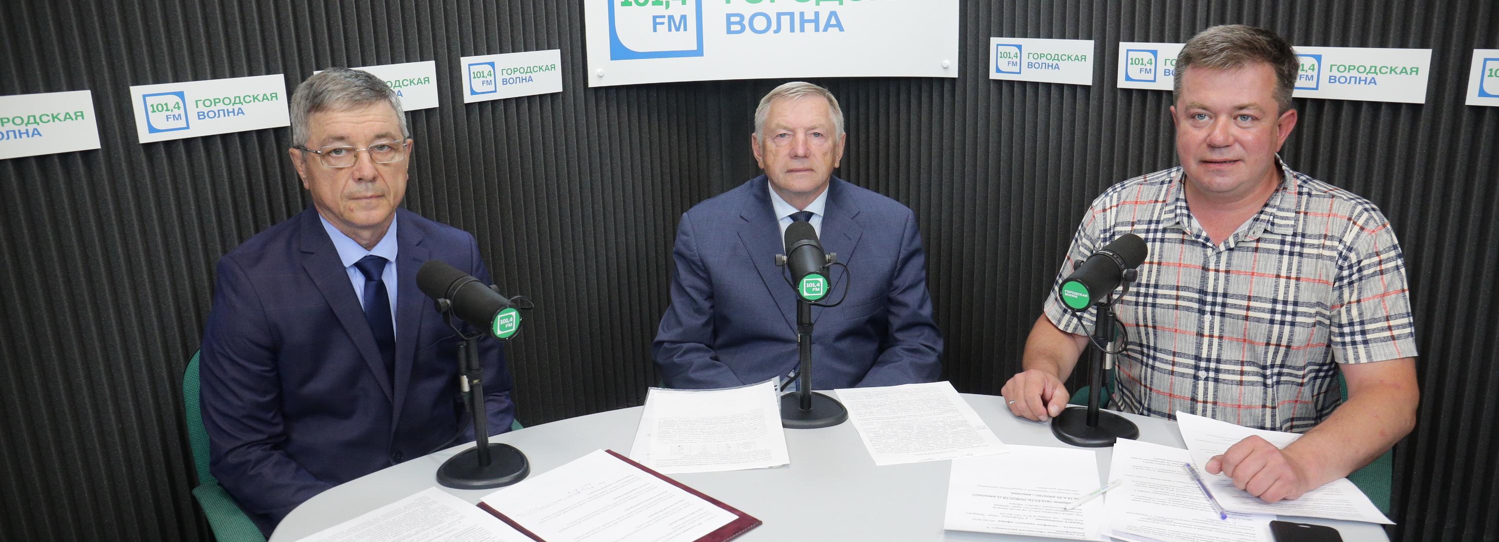 Вечерний разговор: как новосибирцев спасают из воды и огня