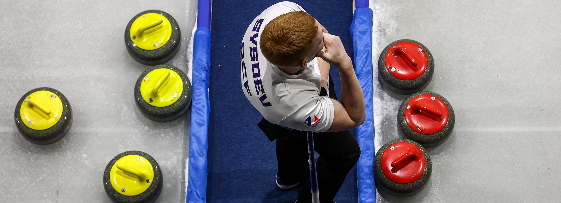 Кубок России по кёрлингу-2024 стартовал в Новосибирске: 15 ярких фото