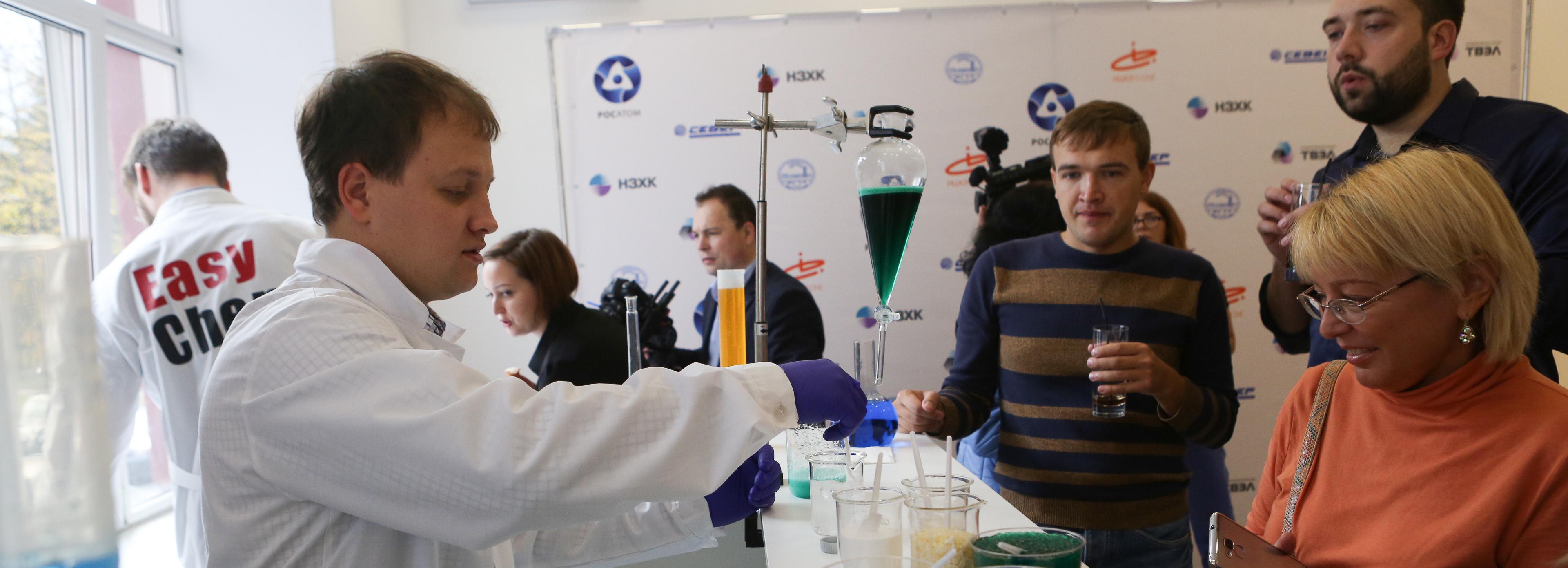 Лекции в барах и квартирник в Академгородке: стартует фестиваль «КСТАТИ»