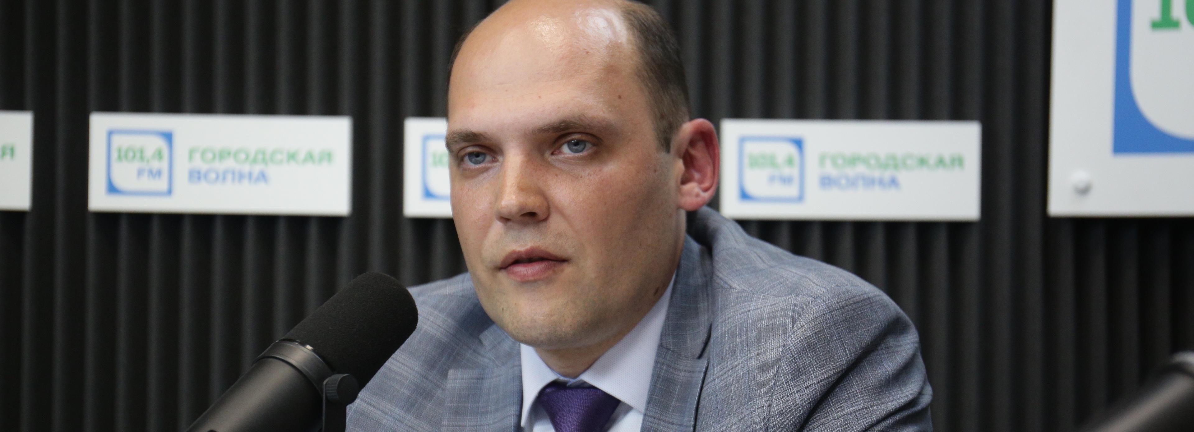 Районная приёмная: ремонт дорог, дворы и застройка Октябрьского района