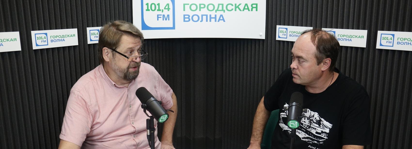 Однажды в Новосибирске: памятник детству, Миша Усатый и друзья из гроба