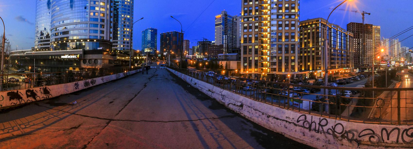 В Новосибирске начался ремонт Сибревкомовского моста