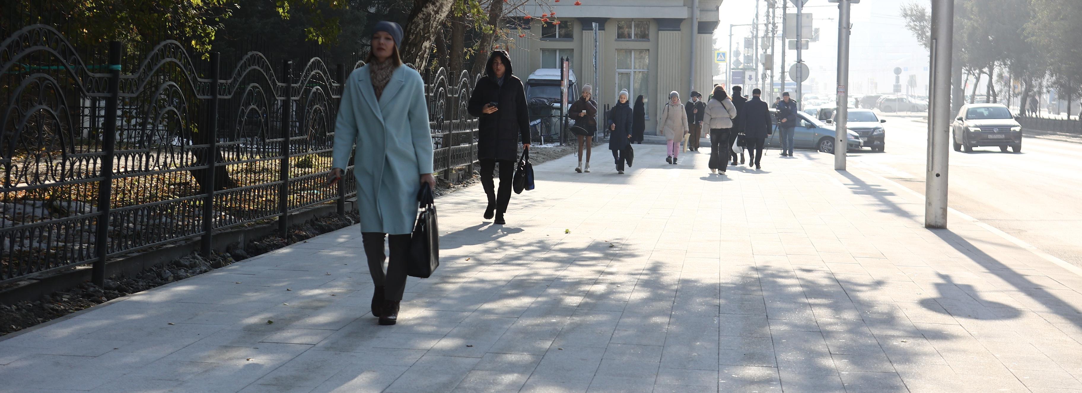 Мэр Кудрявцев оценил «туристические» тротуары на Красном проспекте