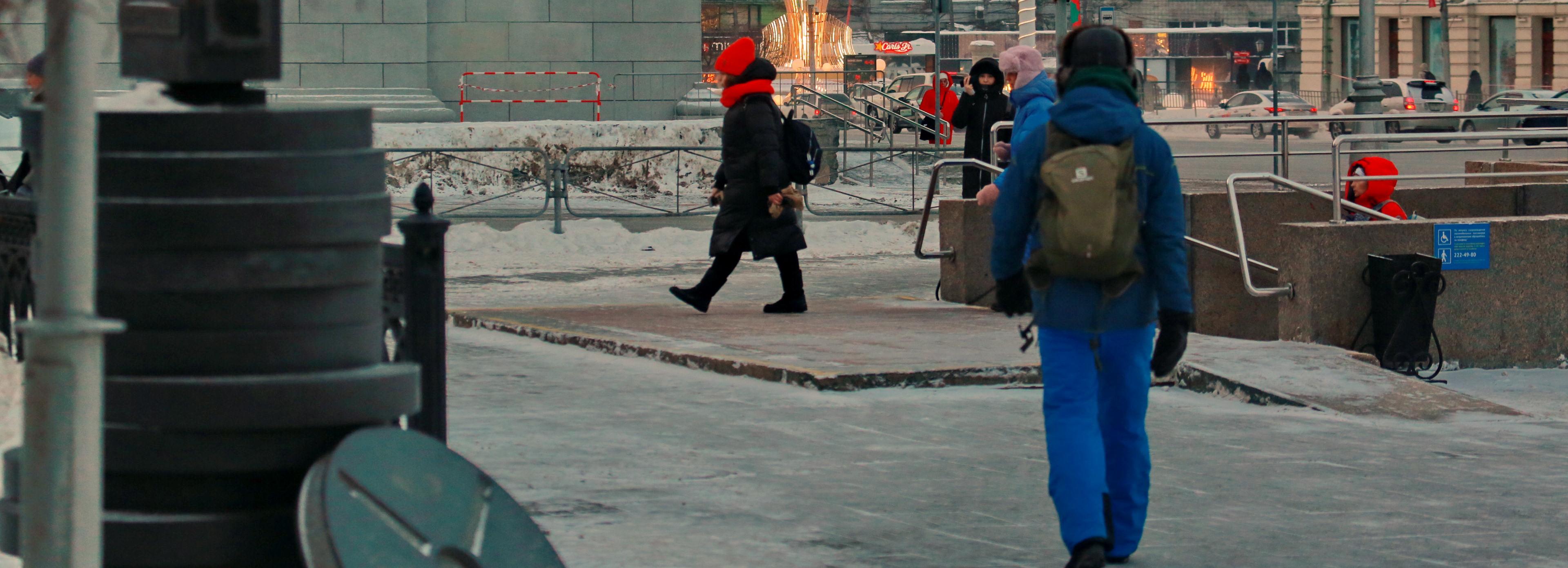 Новосибирским школьникам разрешили прогуливать уроки в морозы