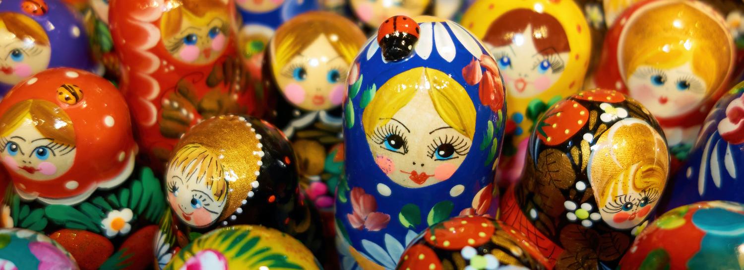 Новосибирцев зовут в путешествие со снегирём по Золотому кольцу России