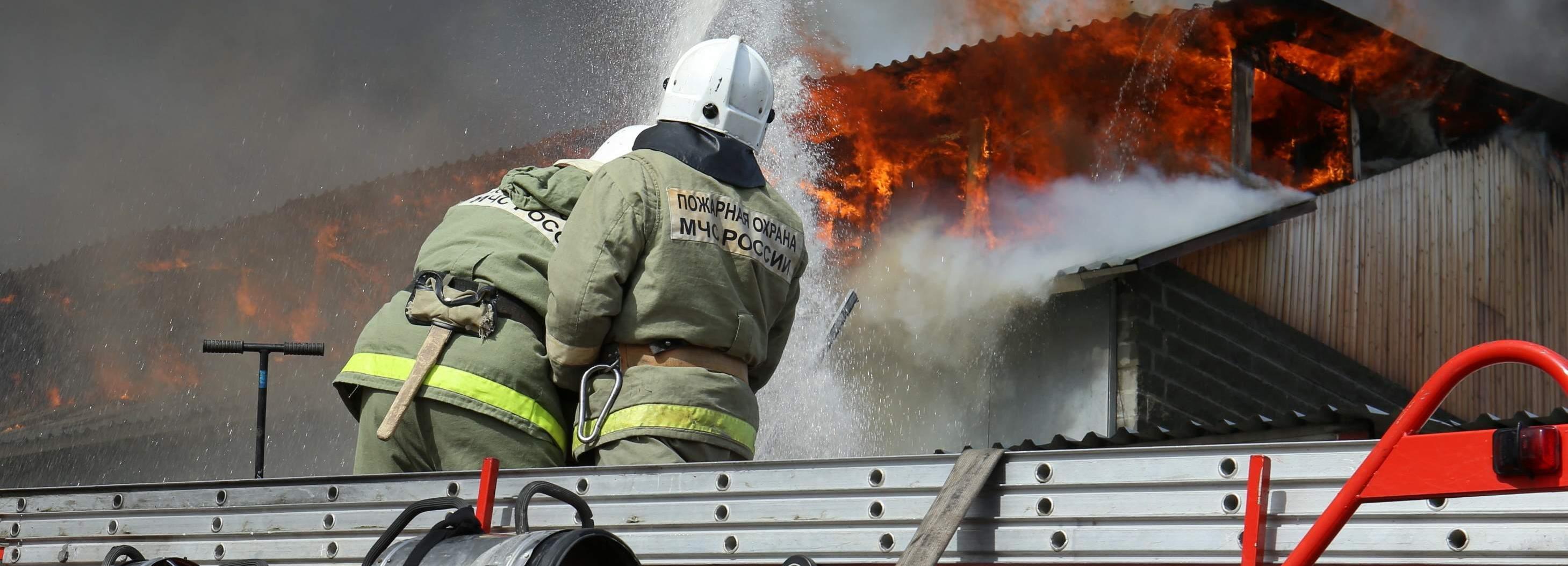 Пенсионер погиб на пожаре в строительном вагончике под Новосибирском