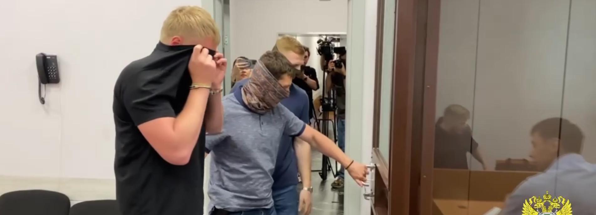 Экс-сотрудника центра «Вектор» арестовали по делу о мошенничестве