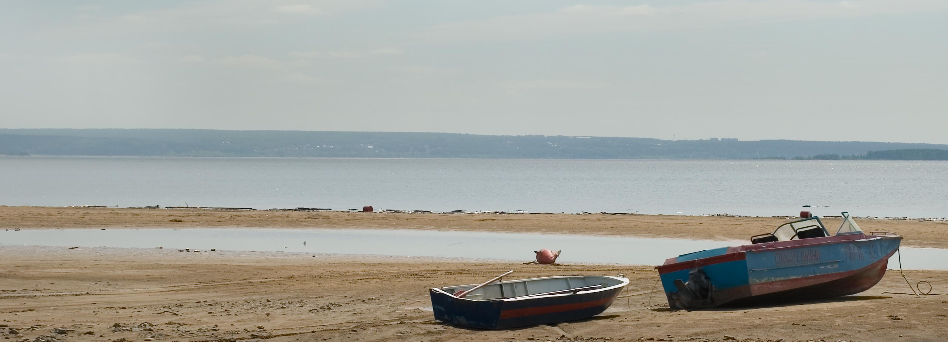 Водитель лодки пострадал при столкновении с катером под Новосибирском