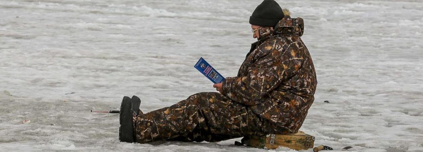 Спасатели напомнили новосибирцам: выходить на лёд уже опасно