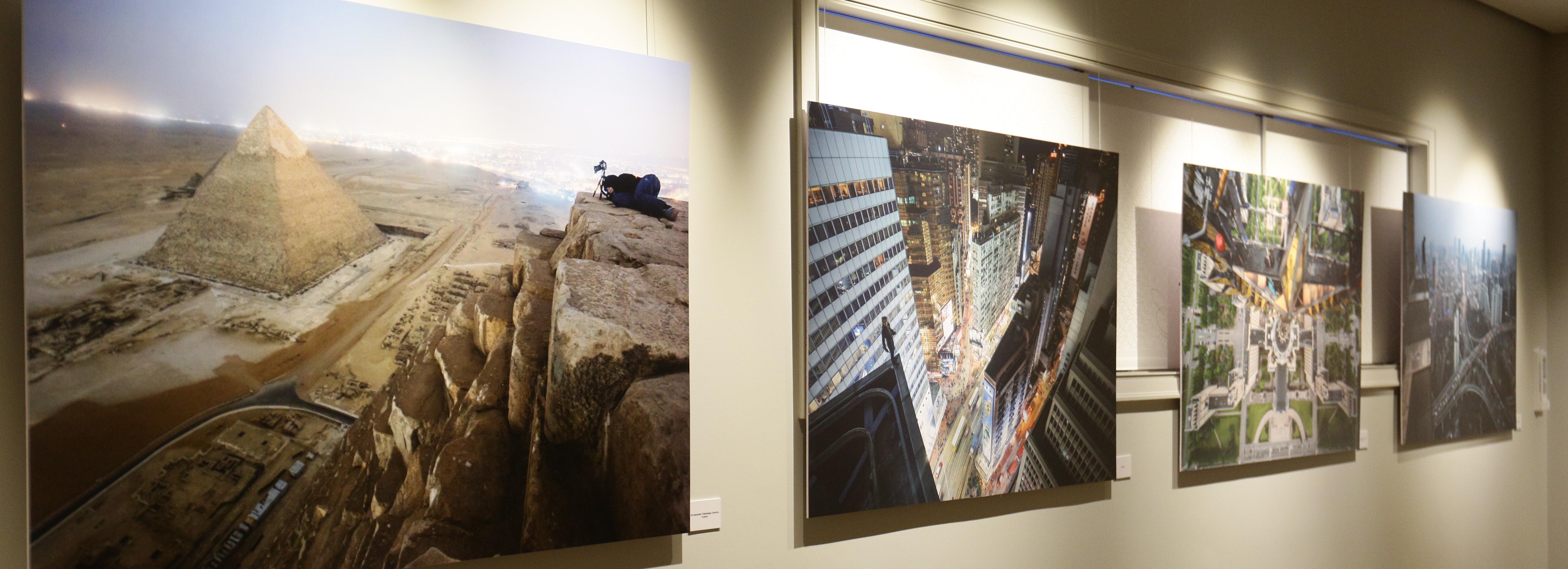 Выставка новосибирского фотографа-экстремала открылась в «Победе»