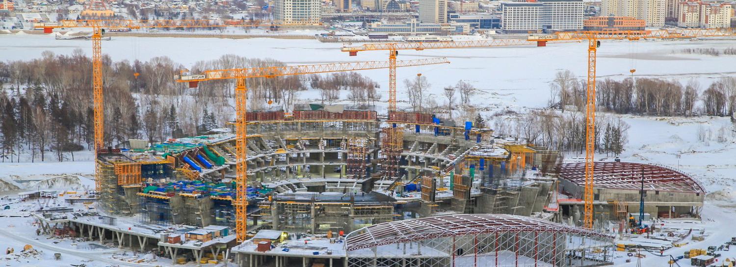 Начали монтаж крыши: новосибирец показал с высоты, как строят новый ЛДС