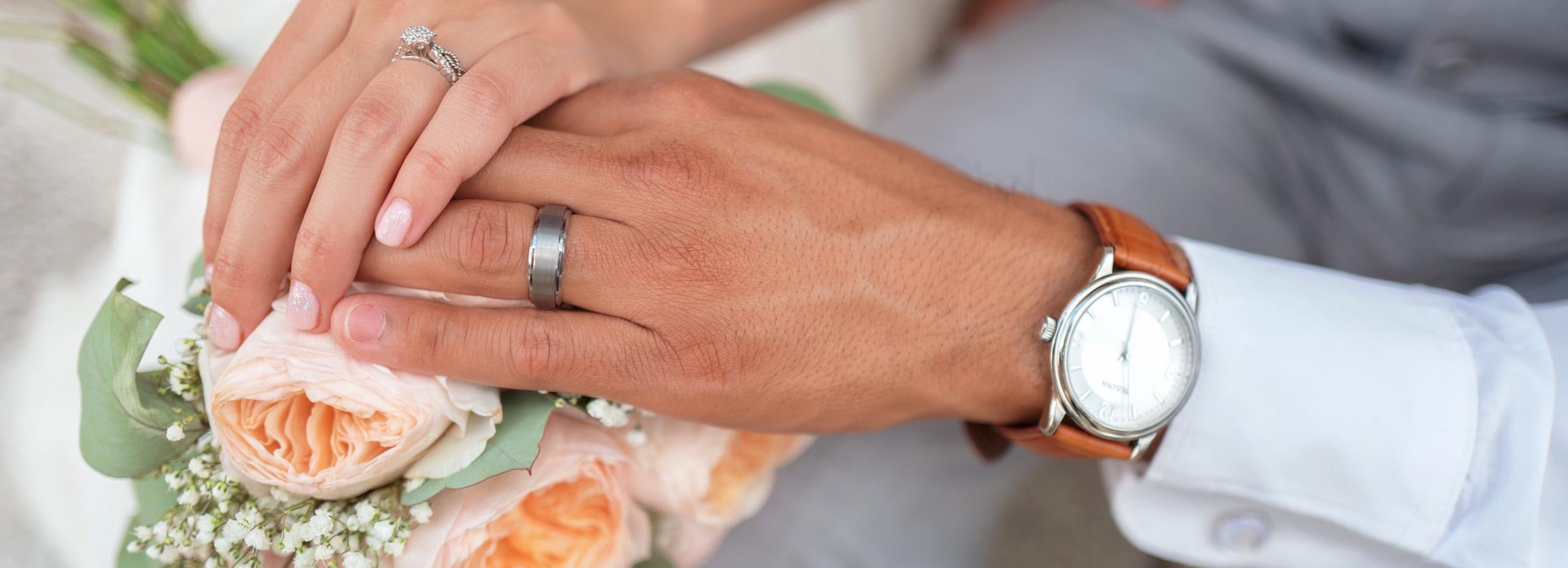 196 новосибирских пар поженятся в День семьи, любви и верности