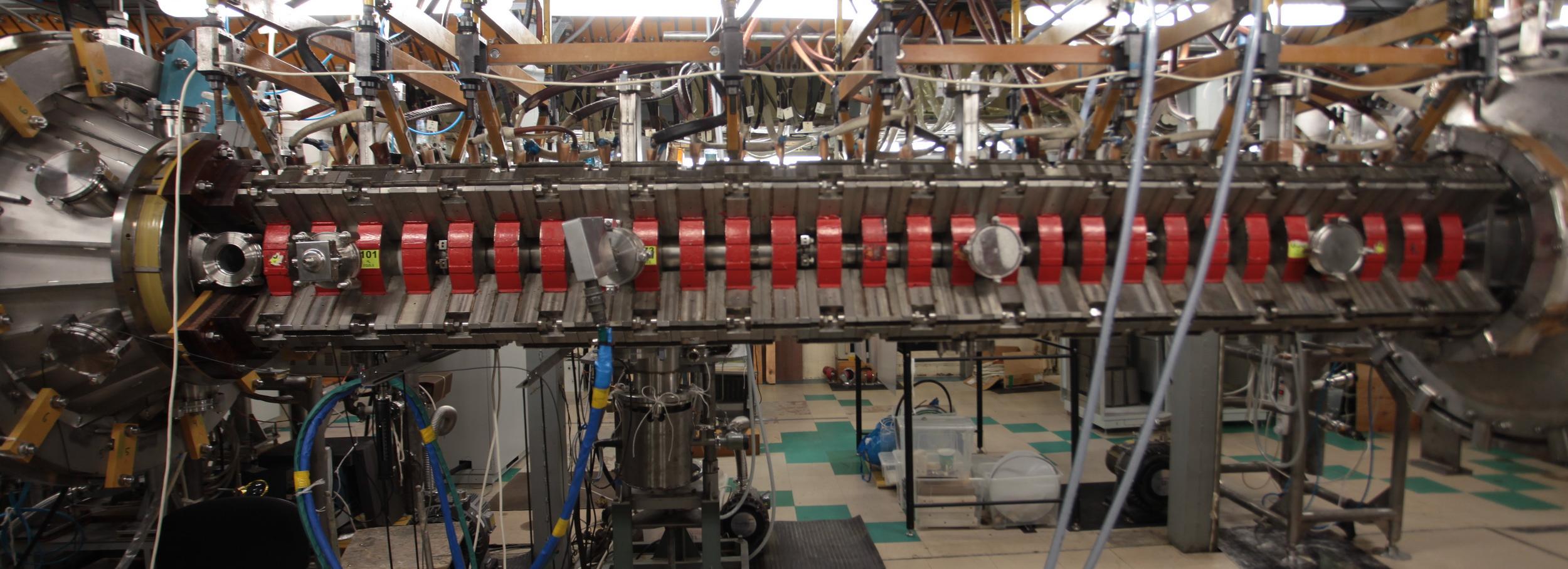 Учёные из ИЯФ проверили существование 13-й частицы материи во Вселенной