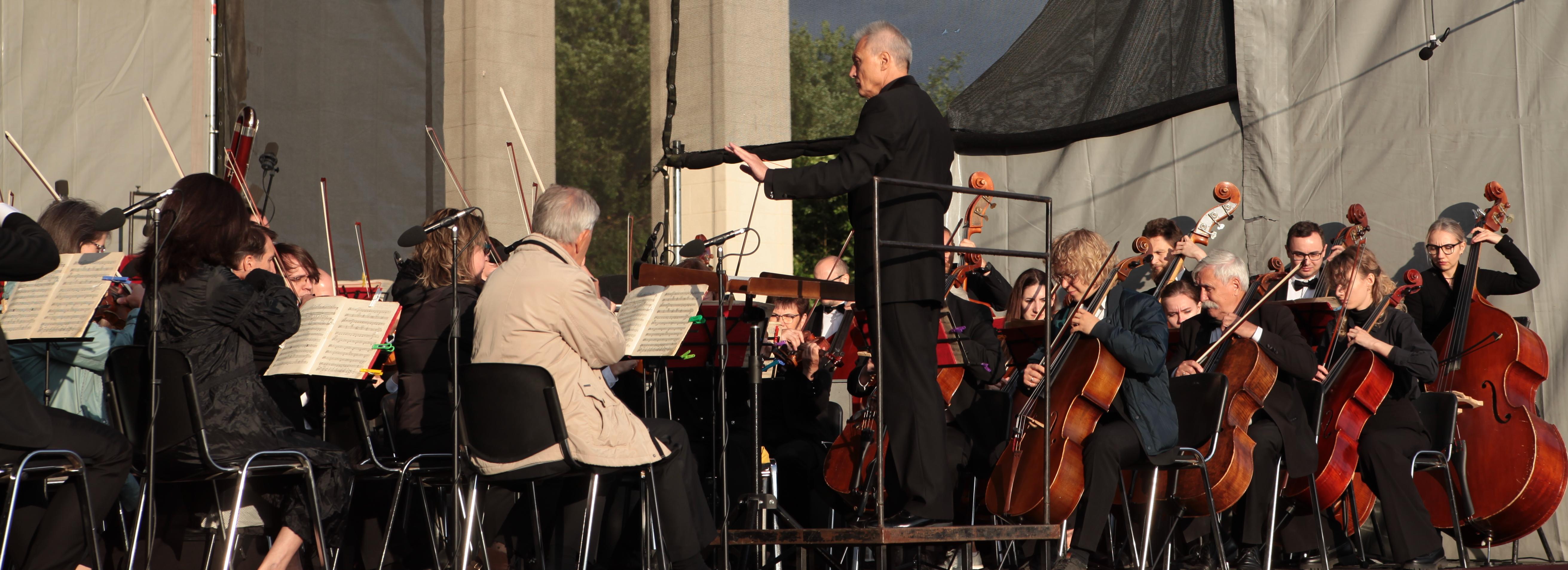 Седьмую симфонию Шостаковича исполнили под открытым небом в Новосибирске