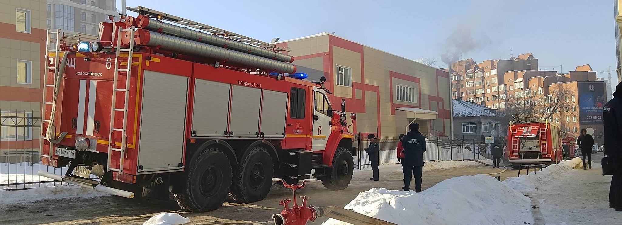 В 10-й гимназии сработала пожарная сигнализация — всех эвакуировали