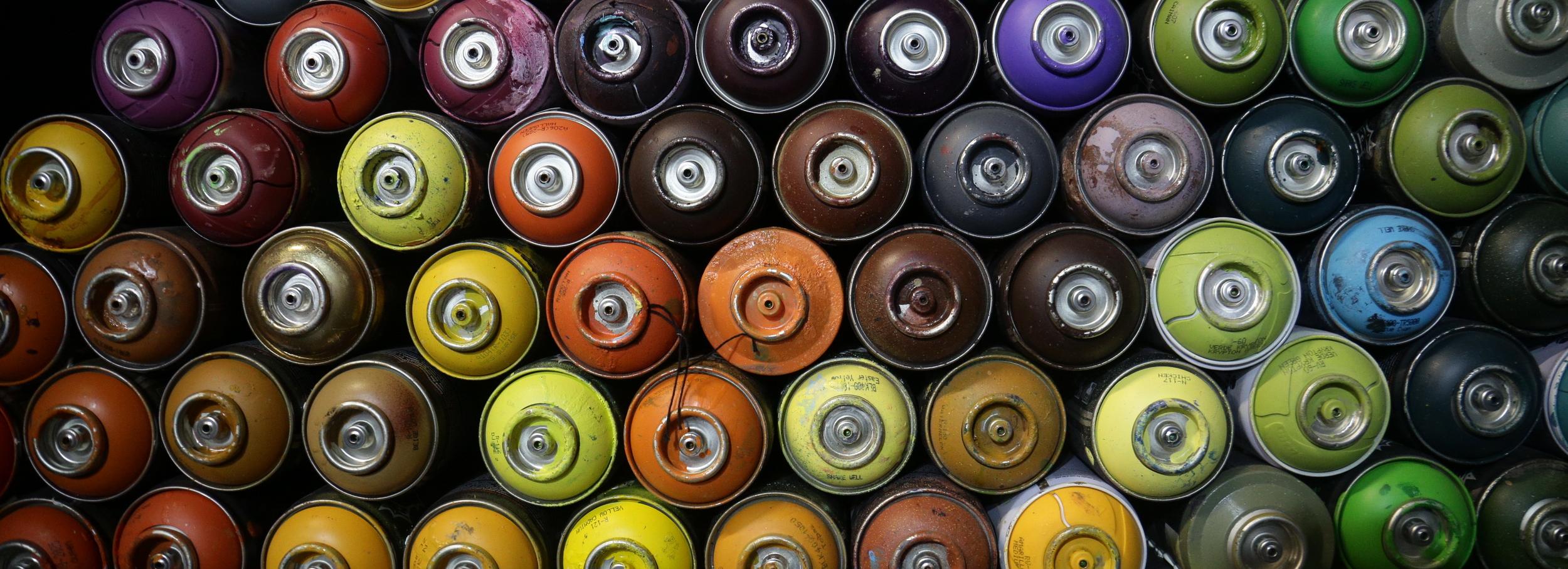 На заборе ретромузея нарисуют исторические граффити