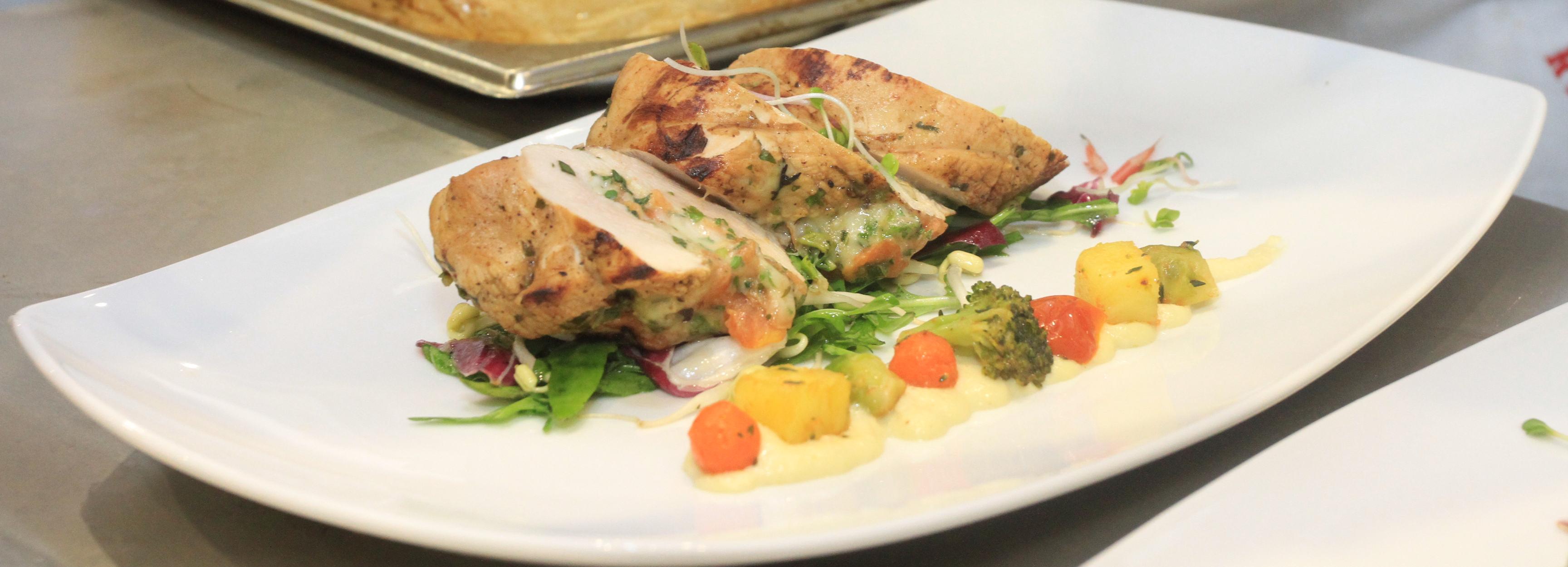 Как недорого накрыть новогодний стол — слушайте в прямом эфире Горволны