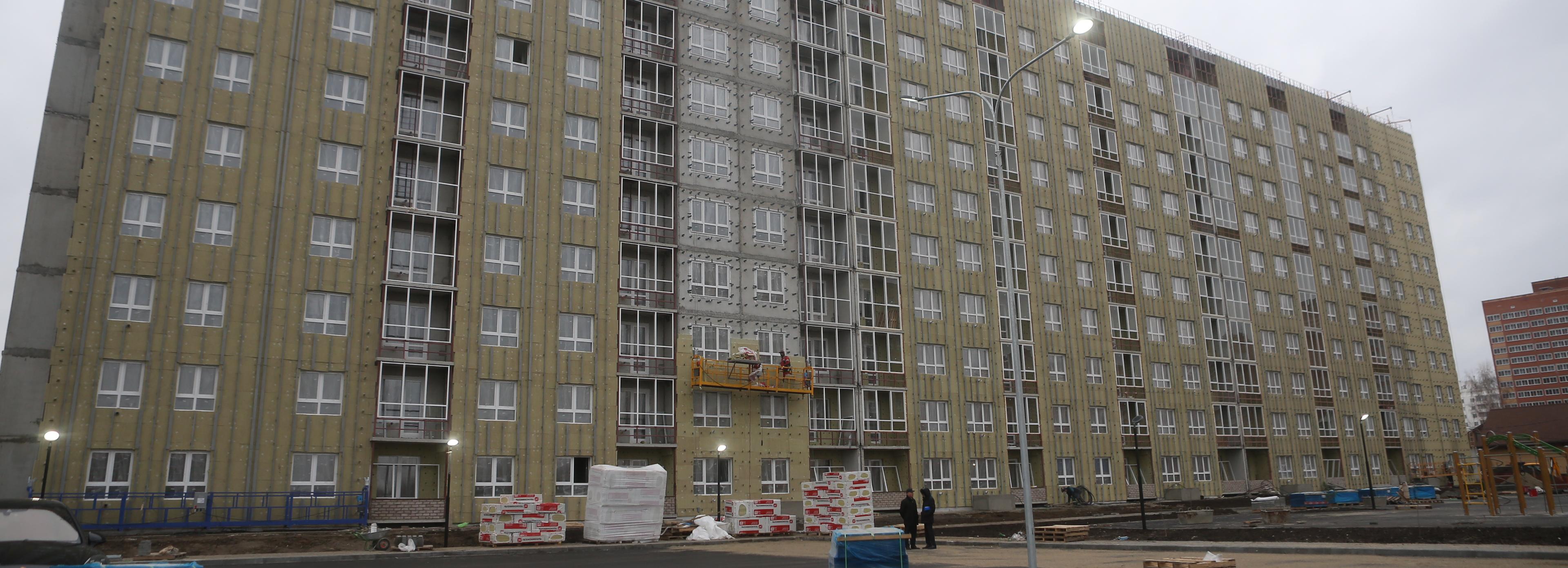 548 жильцов ветхих домов получили квартиры в новостройке на Степной