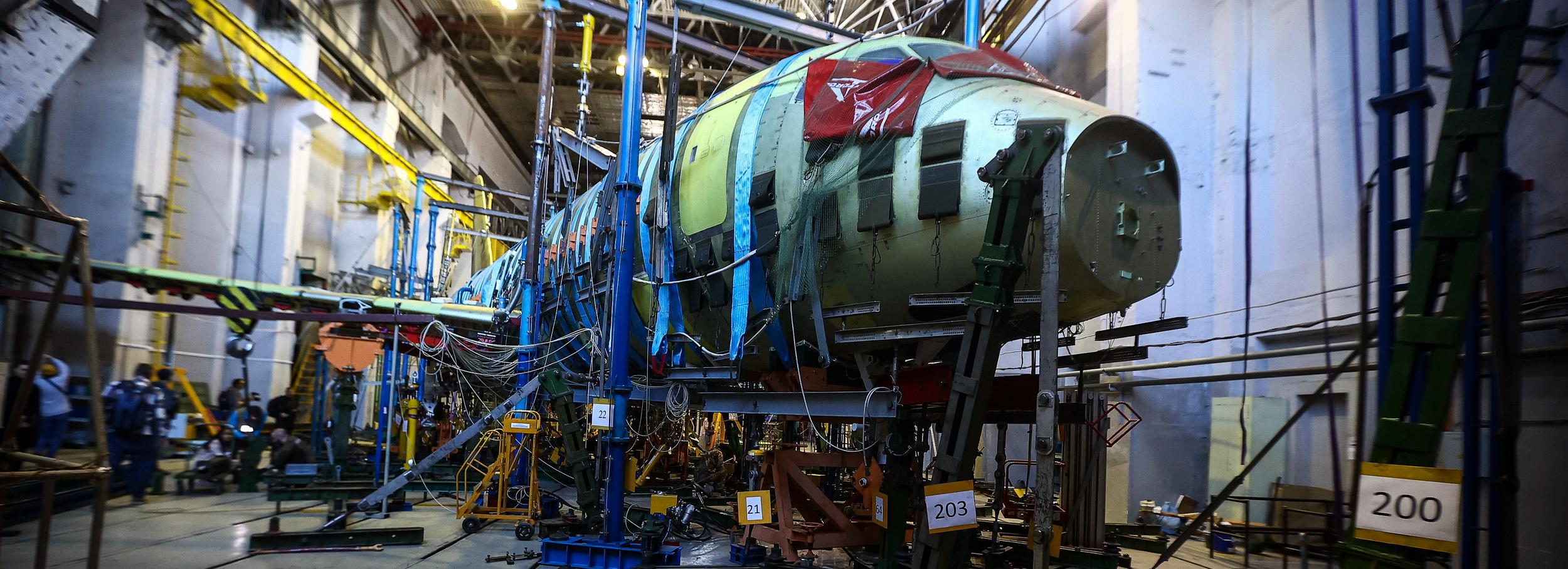 Испытания самолёта SJ-100 в СибНИА завершат к 2025 году