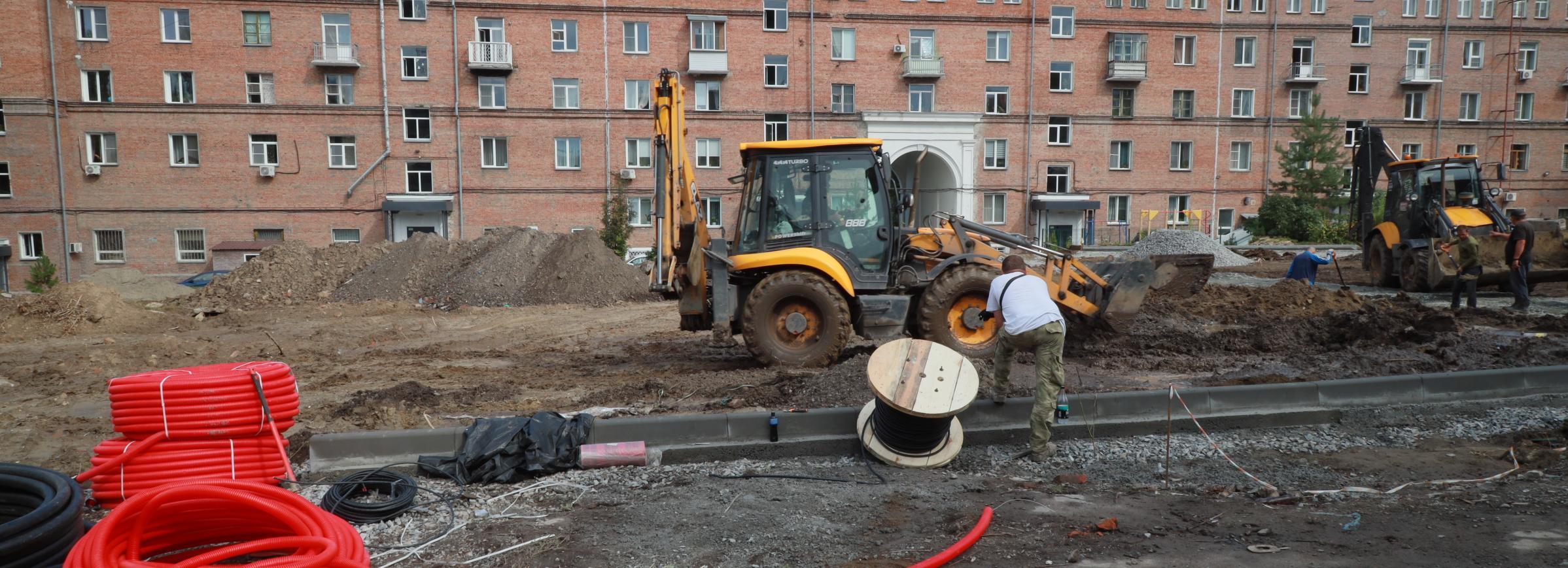 Благоустройство развернули в сквере на месте «Кларушки»