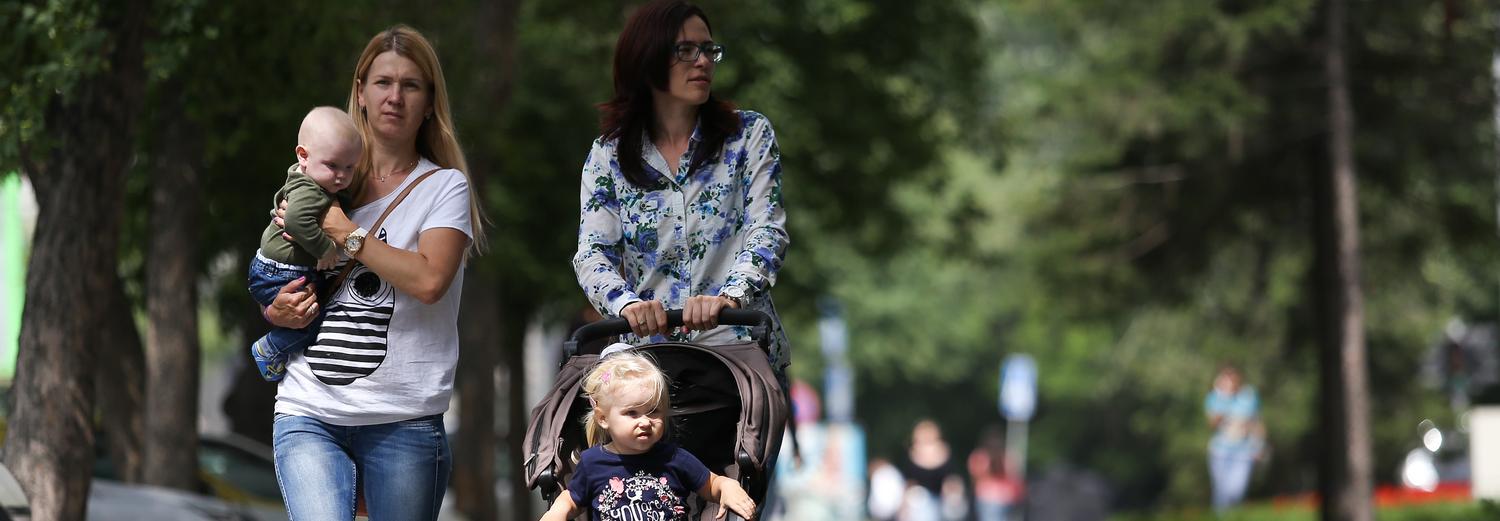 Новосибирские семьи получат по 15 000 рублей на каждого ребёнка до трёх лет