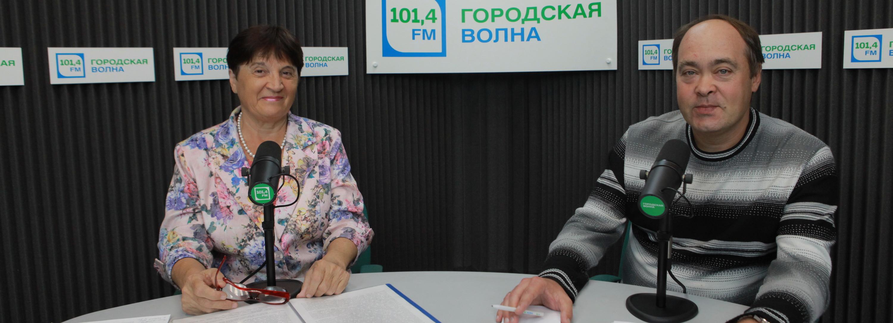 Однажды в Новосибирске: бутерброды с молитвой и жизнь за царя