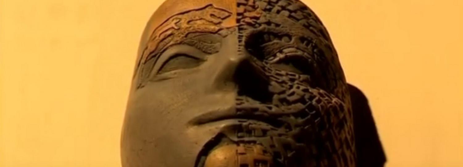 Арт-объект в виде огромной бронзовой маски установят в центре города