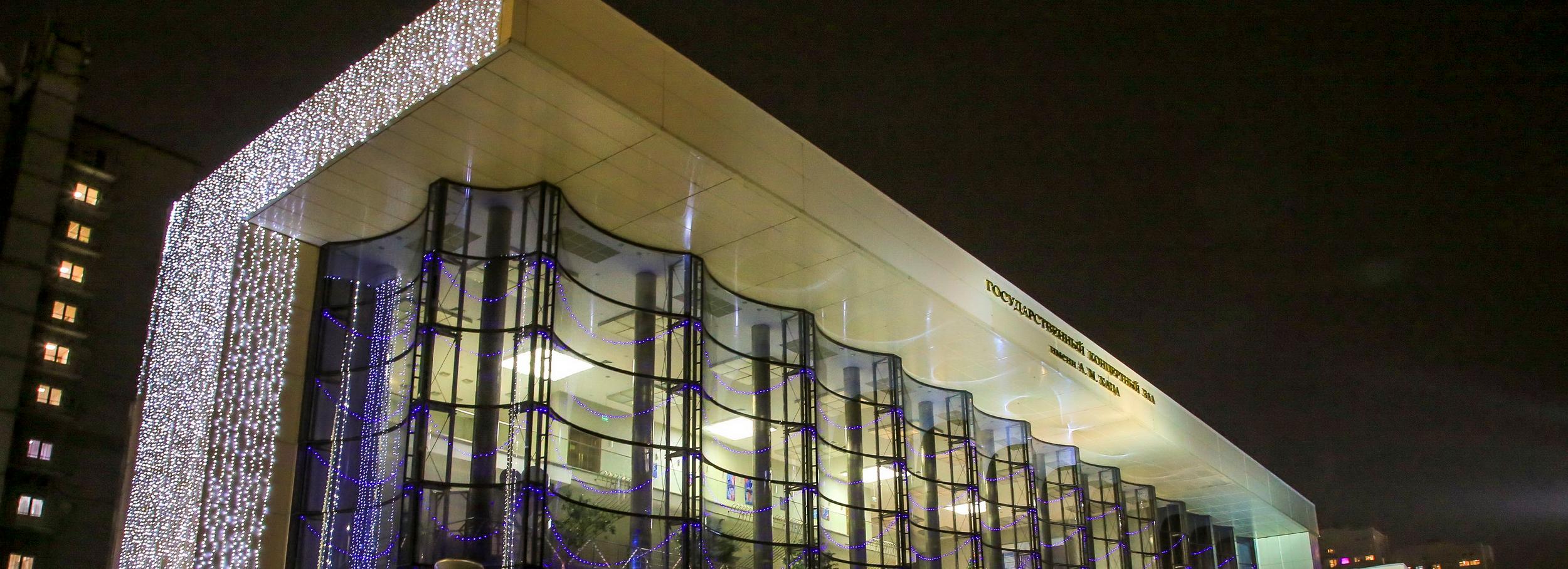 В джазе — Чайковский: трио «Фонограф» дало концерт в Новосибирске