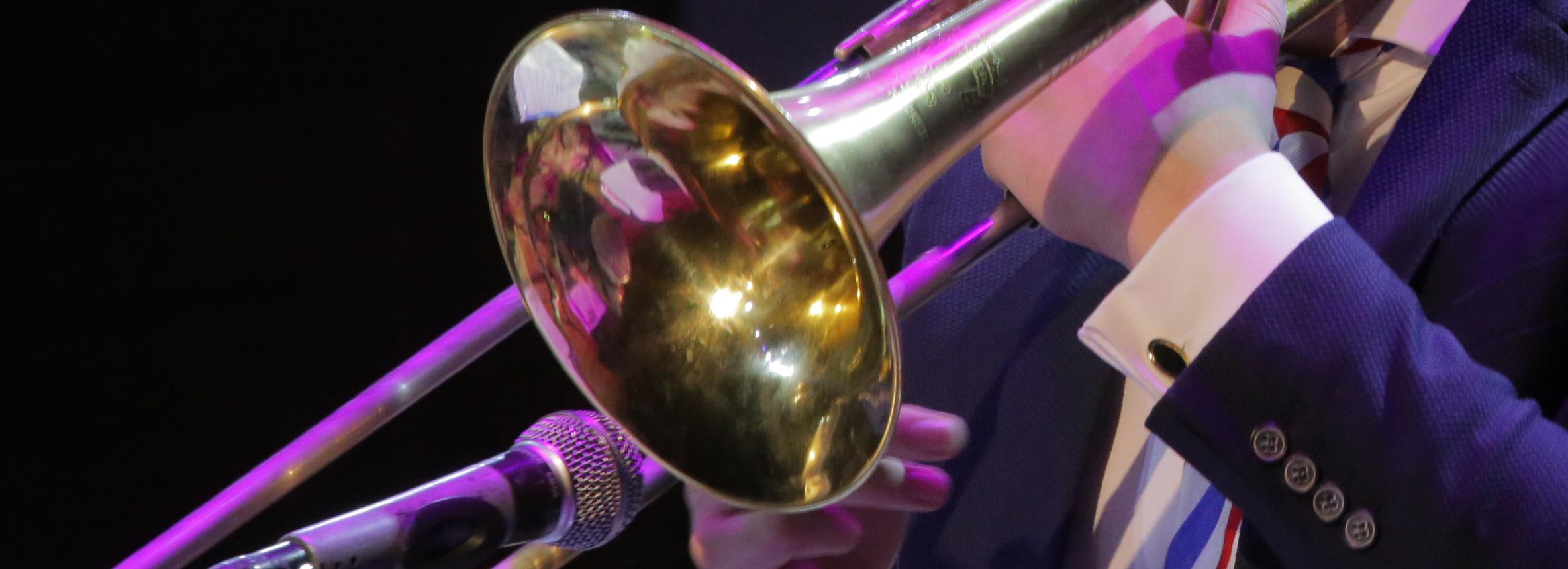 Военный оркестр сыграет марши времён Петра в новосибирской библиотеке