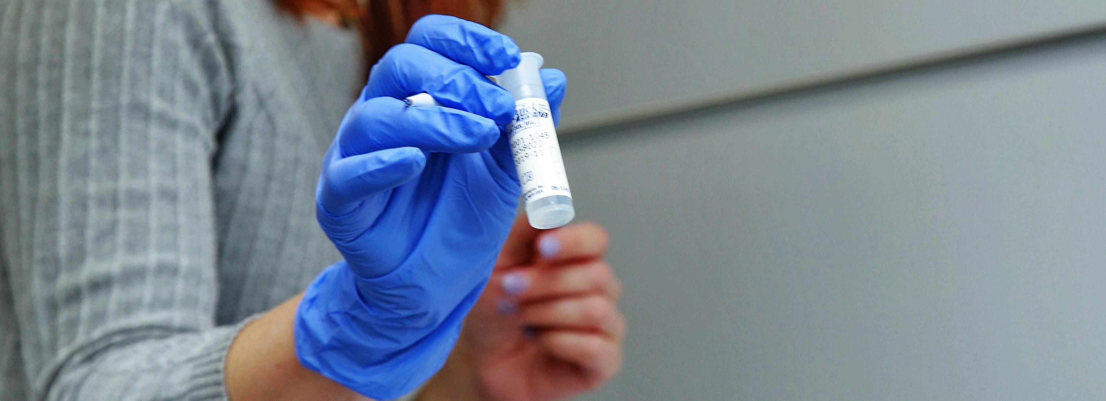 Узнай свой ВИЧ-статус: где сдать тест в Новосибирске в октябре