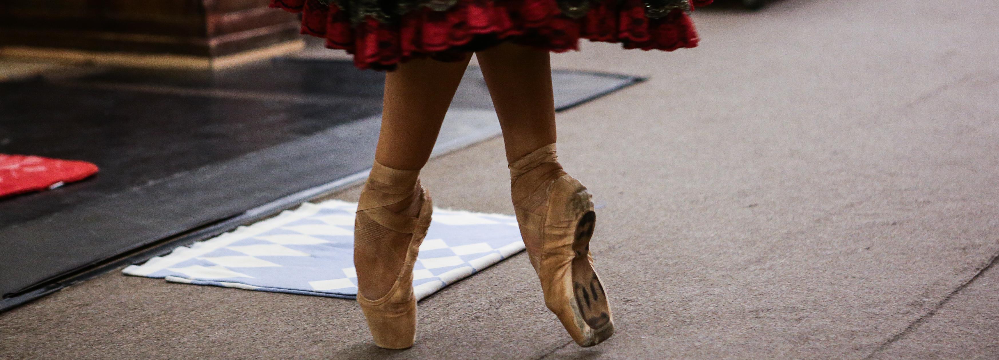 Работа в Новосибирске: артист балета и радиотелеграфист