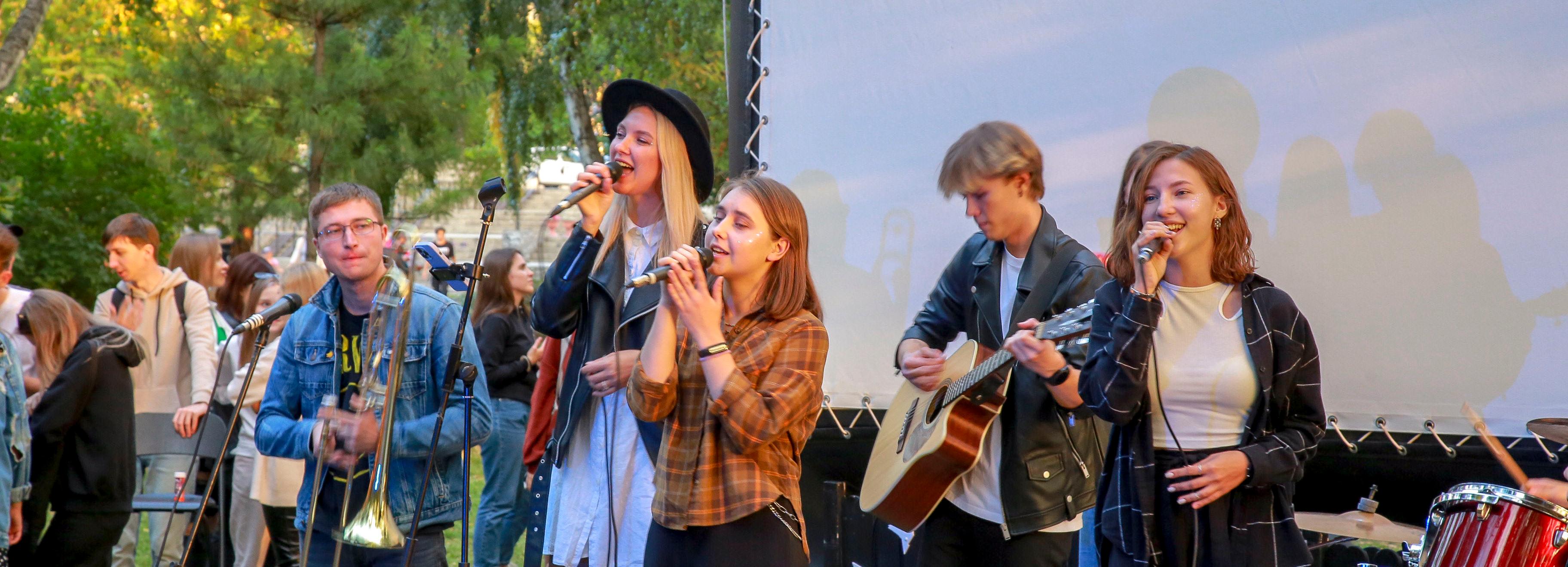 Закрылся фестиваль «Кино на траве»