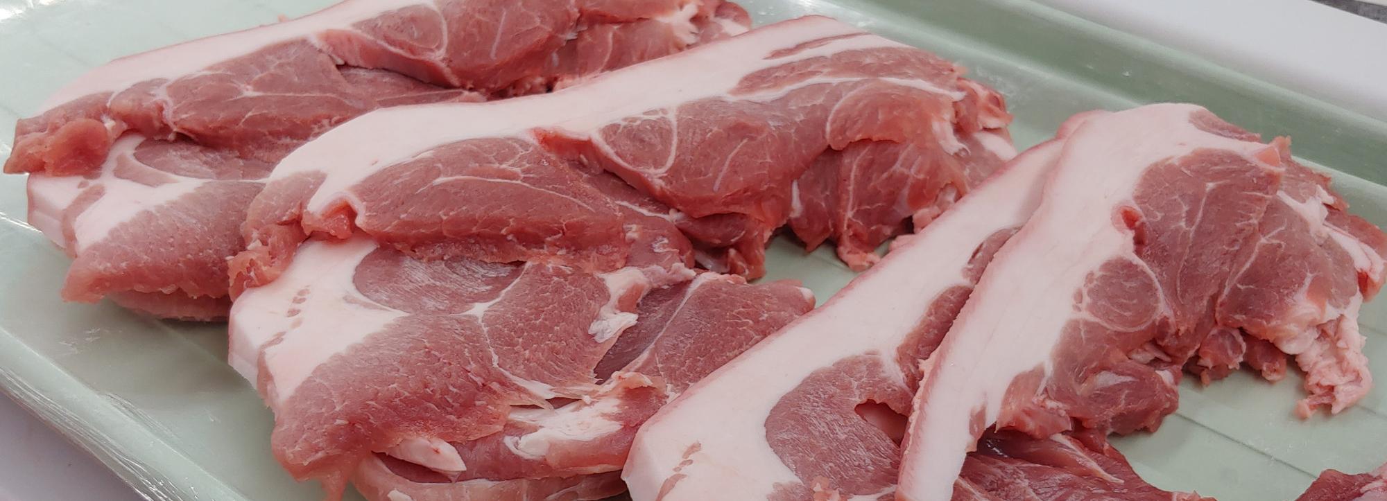 Рецидивиста по кличке Щербак поймали на краже мяса в Новосибирске