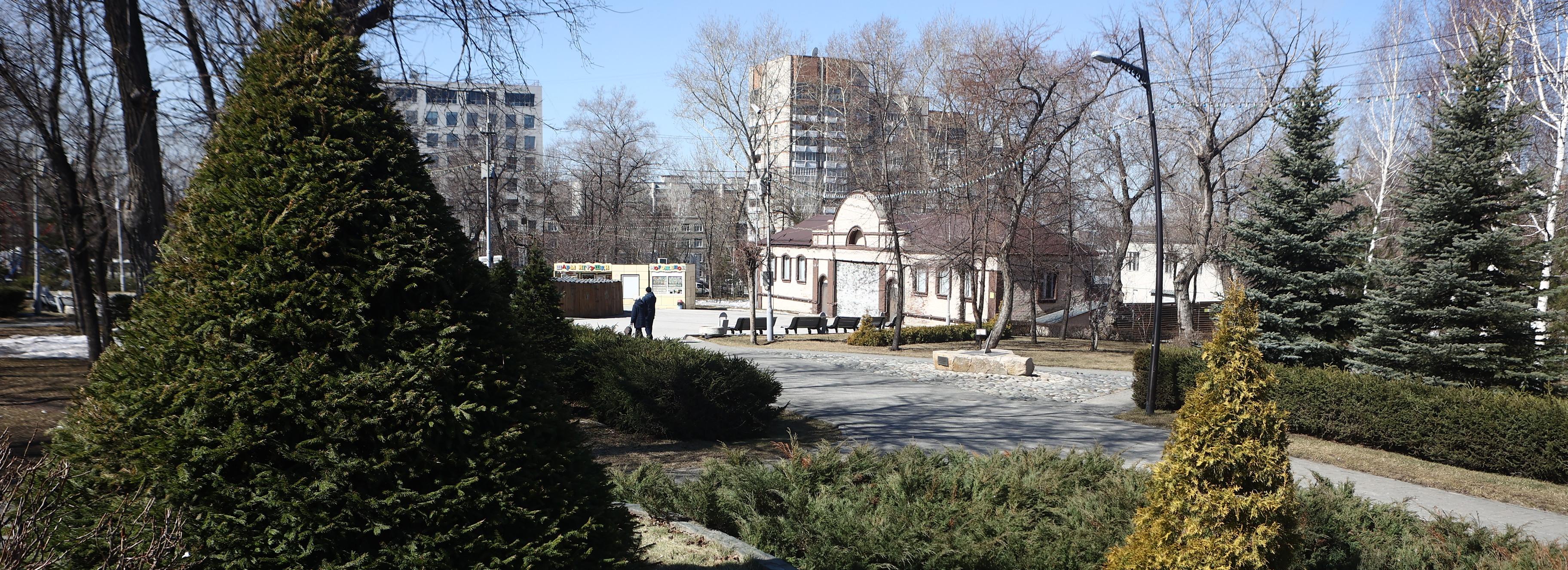 Парки и скверы в Новосибирске полностью обработали от клещей