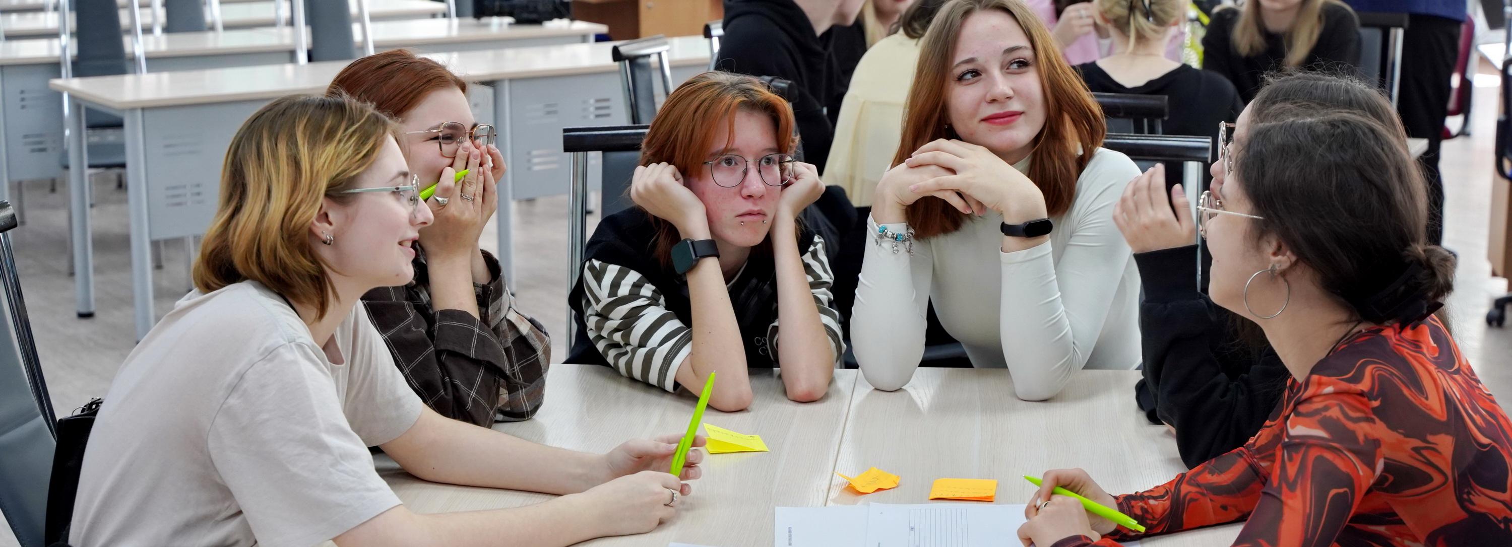 «Единая Россия» и МГЕР провели викторину на знание отечественной истории