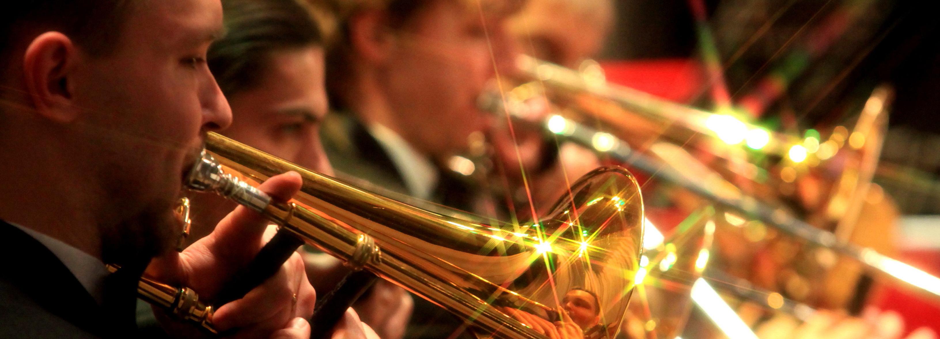 Афиша выходных: джаз из Узбекистана, музейный марафон для детей и читакль