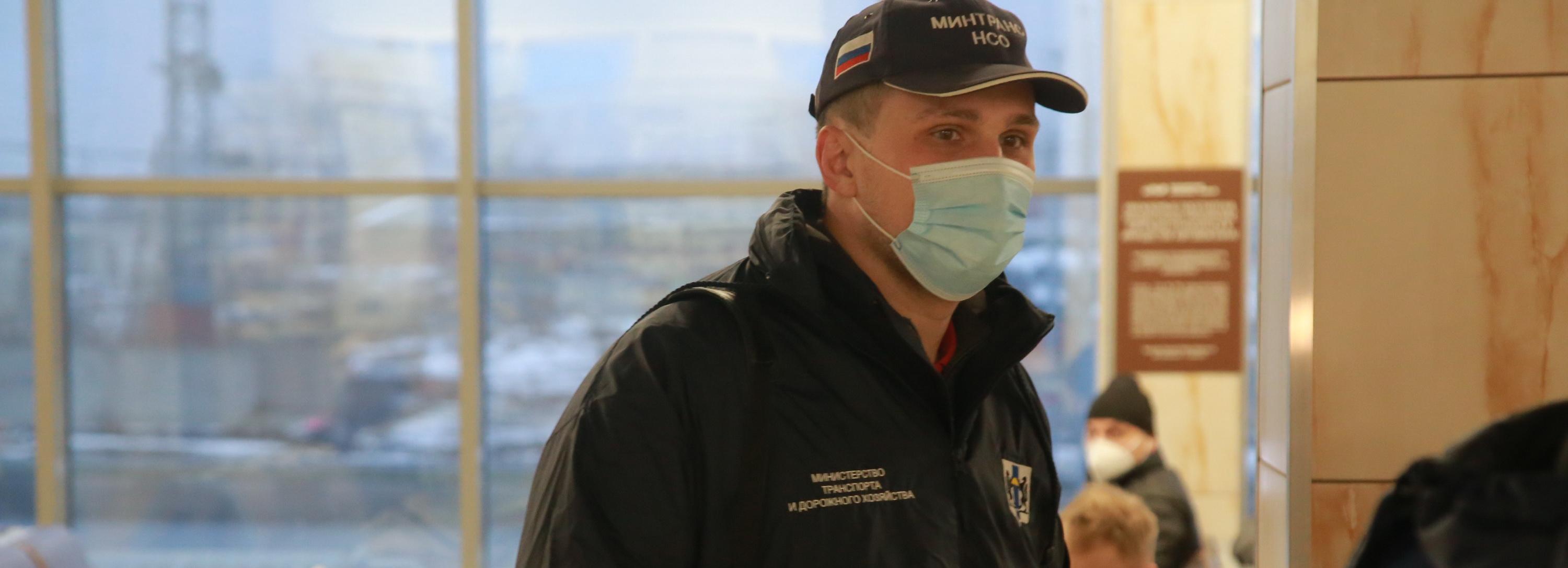 Антимасочников из Алтайского края ловят в транспорте Новосибирска