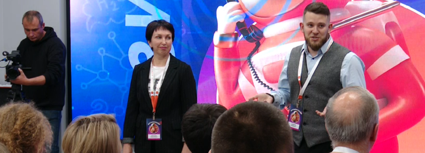 Сериал о ВИЧ «Нулевой пациент» обсудили на фестивале «Кстати»