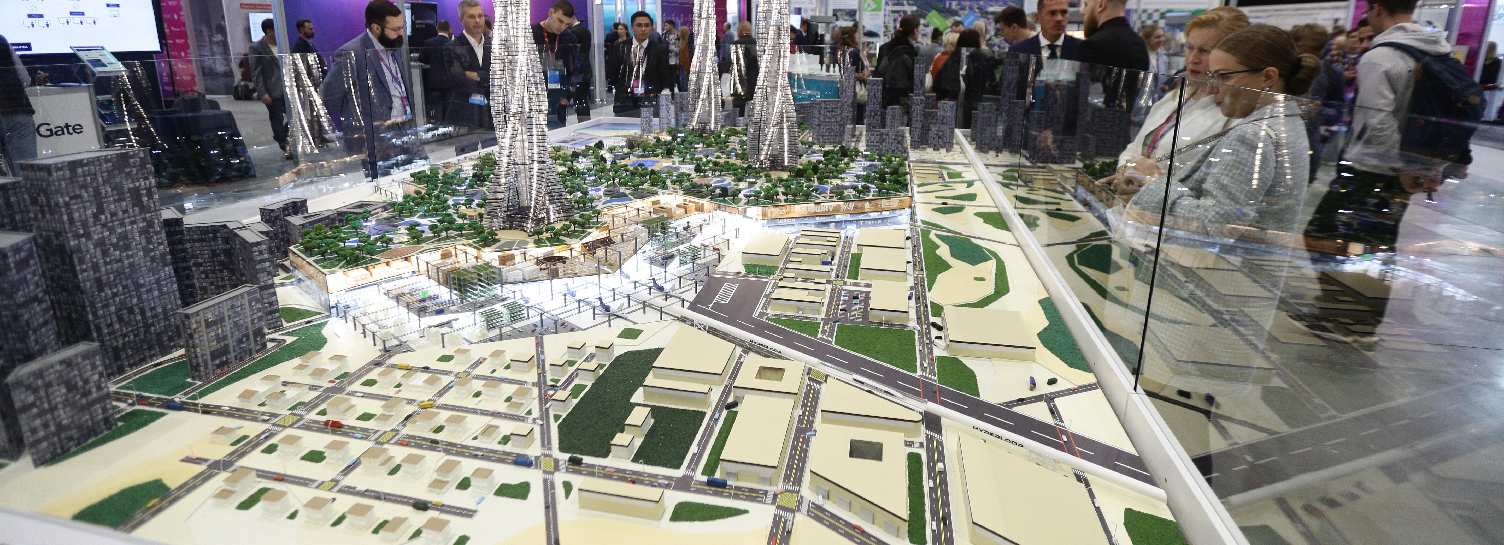 «Дефиле» мини-техники для уборки дорог покажут на «Технопроме»